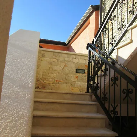 Villa Kortina Basanija Exterior photo